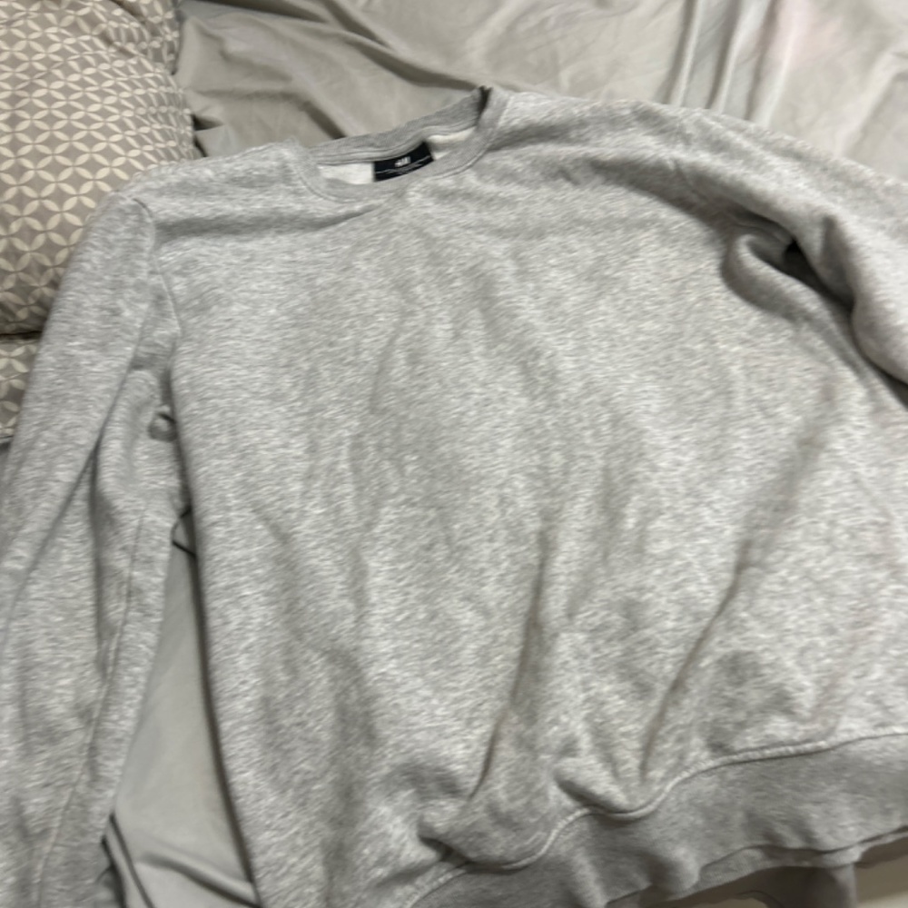 Grey long sleeve h&m